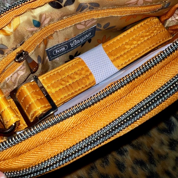 Lug Coupe Crossbody Bag NWT'S Amber Yellow - Picture 8 of 11